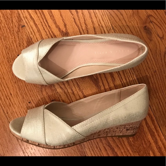 Kelly & Katie Shoes Nwot Kelly And Katie Wedge Poshmark